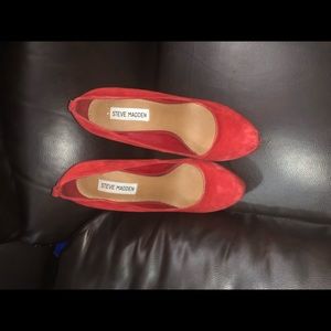 Steve Madden pumps